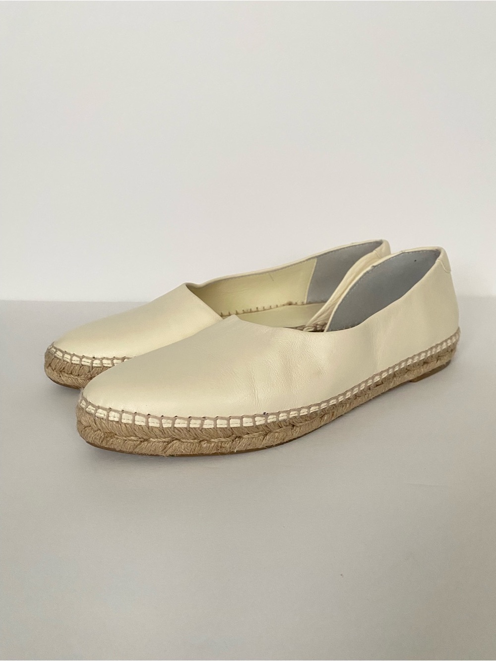 VINCE Tita Leather D’Orsay Espadrilles in Marble Cream Sz 8